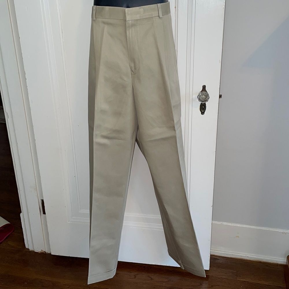 Dockers Premium pleat front khaki pants‎